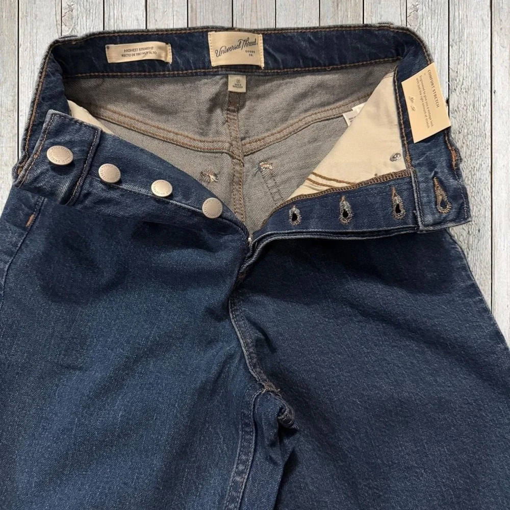 Universal Thread Highest Rise Straight Jeans NWT Size 00